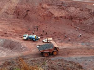 PROYECTO DE PISTAS Y VEREDAS